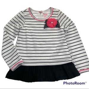 NWOT Nannette Long Sleeves B/W Peplum Top Size 5